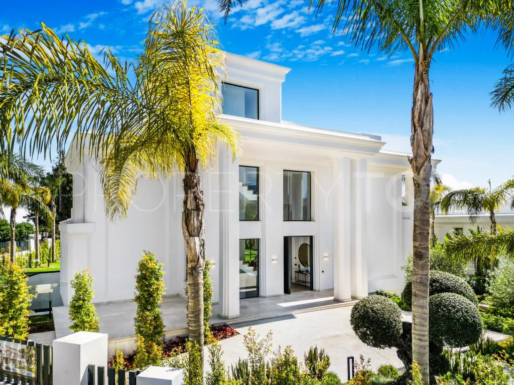 Villa for sale in Golden Mile with 6 bedrooms
