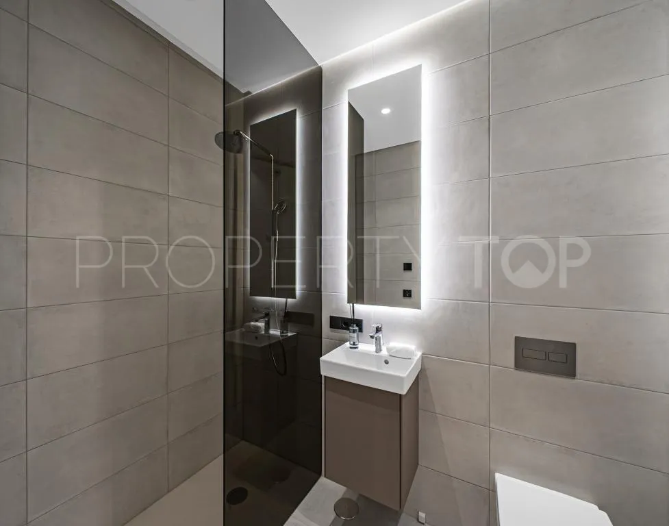 Villa for sale in Golden Mile with 6 bedrooms