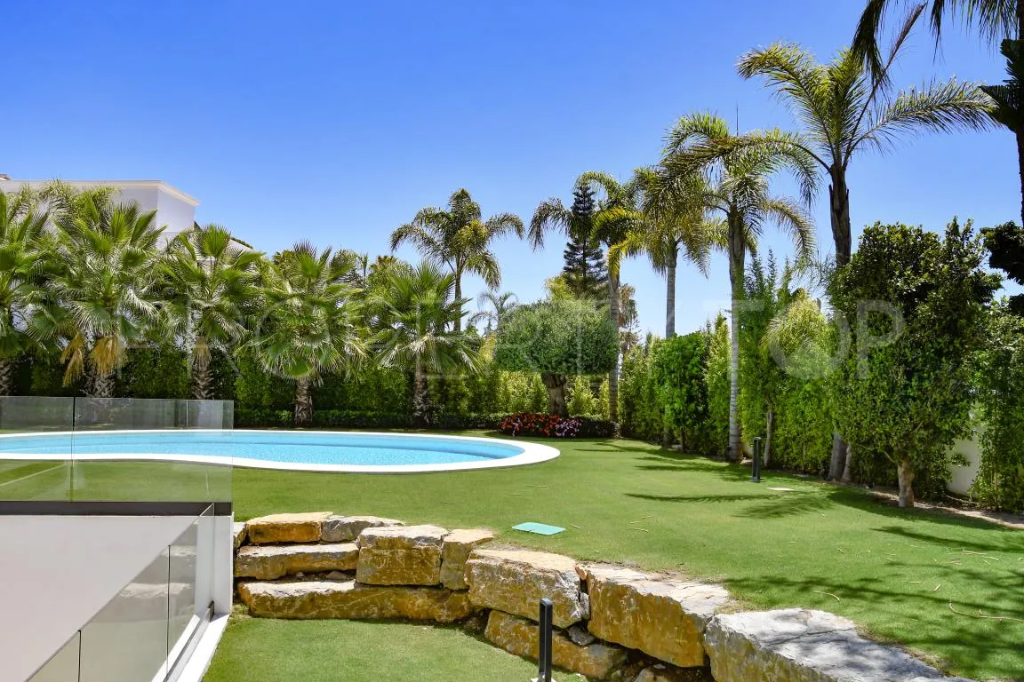 Villa for sale in Golden Mile with 6 bedrooms