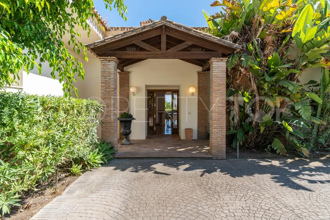 5 bedrooms Benahavis semi detached villa for sale