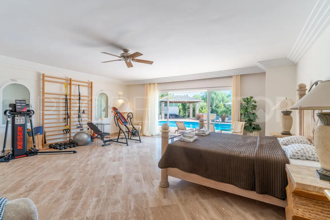 5 bedrooms Benahavis semi detached villa for sale
