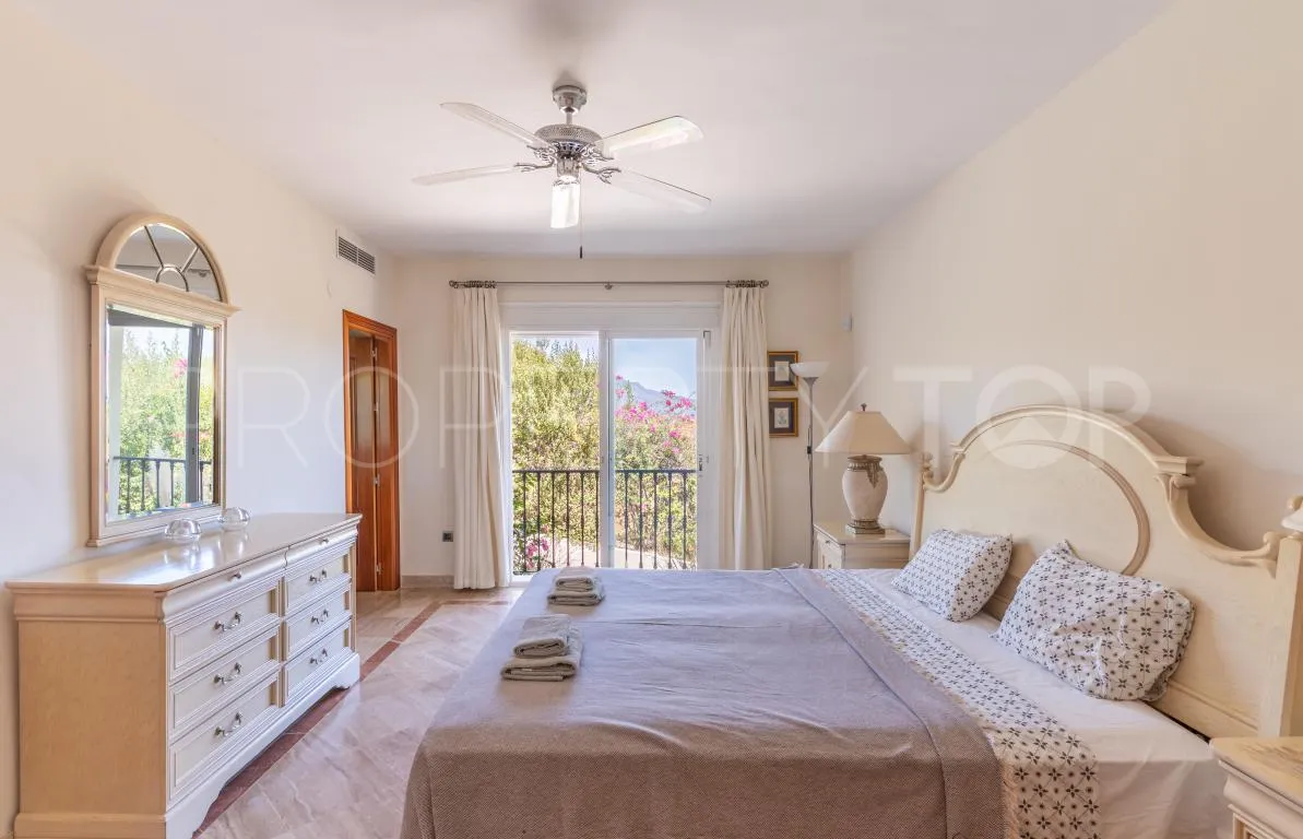 5 bedrooms Benahavis semi detached villa for sale