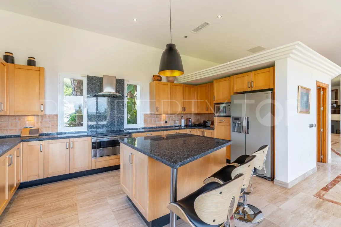 5 bedrooms Benahavis semi detached villa for sale