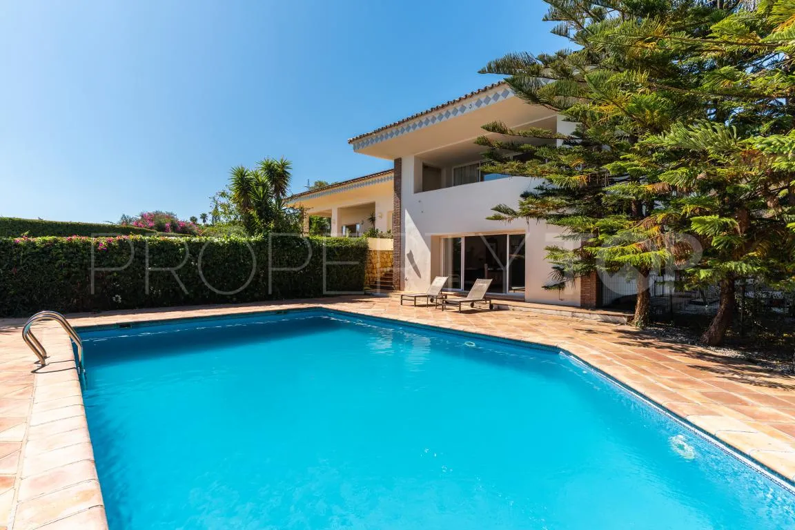 5 bedrooms Benahavis semi detached villa for sale