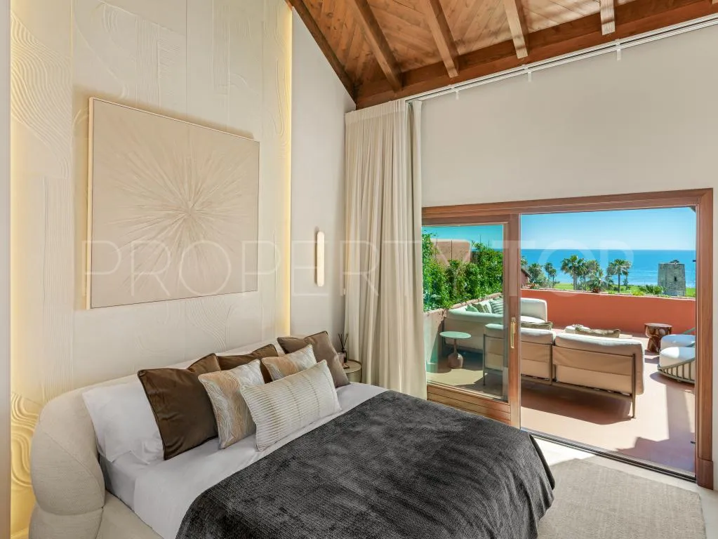 3 bedrooms Estepona penthouse for sale