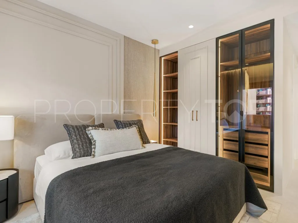 3 bedrooms Estepona penthouse for sale
