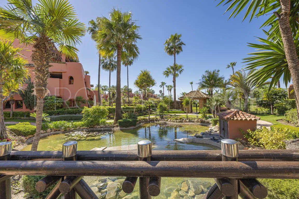 3 bedrooms Estepona penthouse for sale