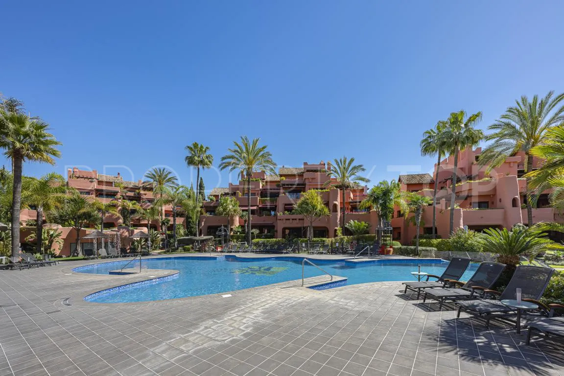 3 bedrooms Estepona penthouse for sale