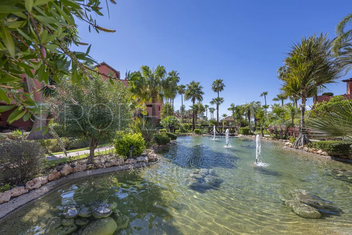 3 bedrooms Estepona penthouse for sale