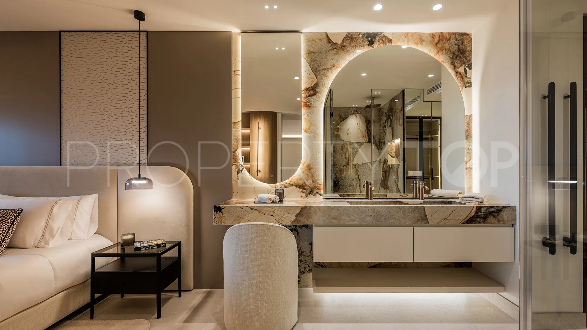 Estepona, apartamento planta baja en venta de 3 dormitorios