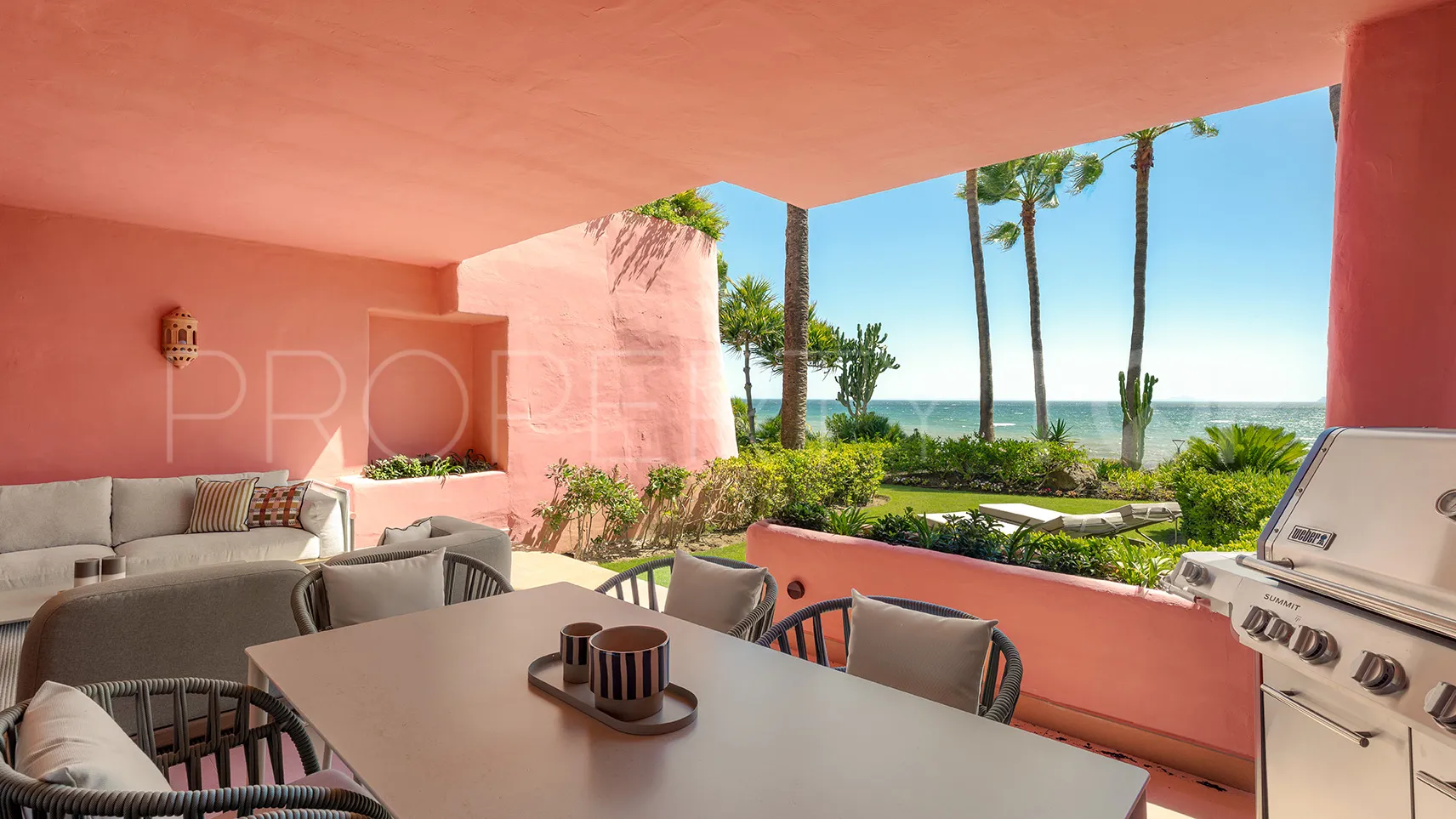 Estepona, apartamento planta baja en venta de 3 dormitorios