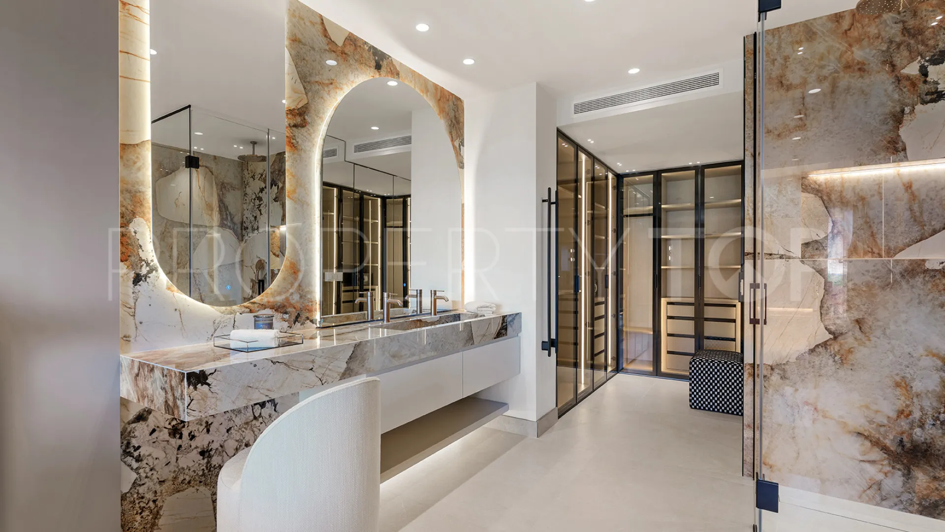 Estepona, apartamento planta baja en venta de 3 dormitorios