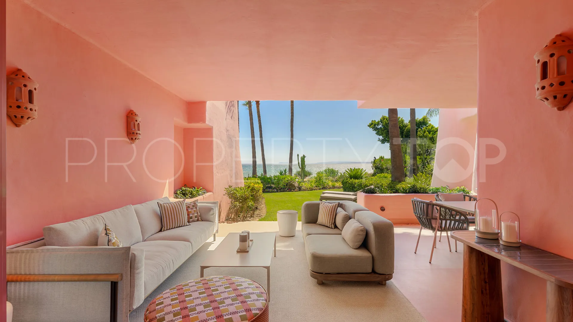 Estepona, apartamento planta baja en venta de 3 dormitorios