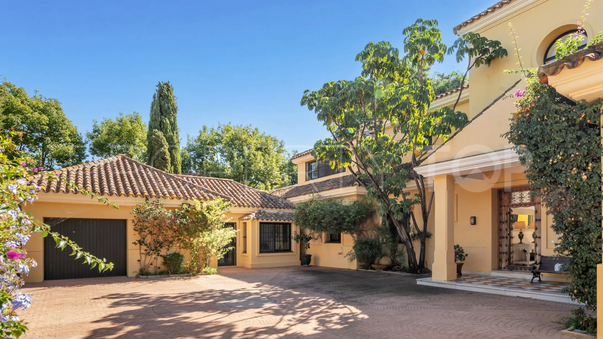For sale Casasola villa