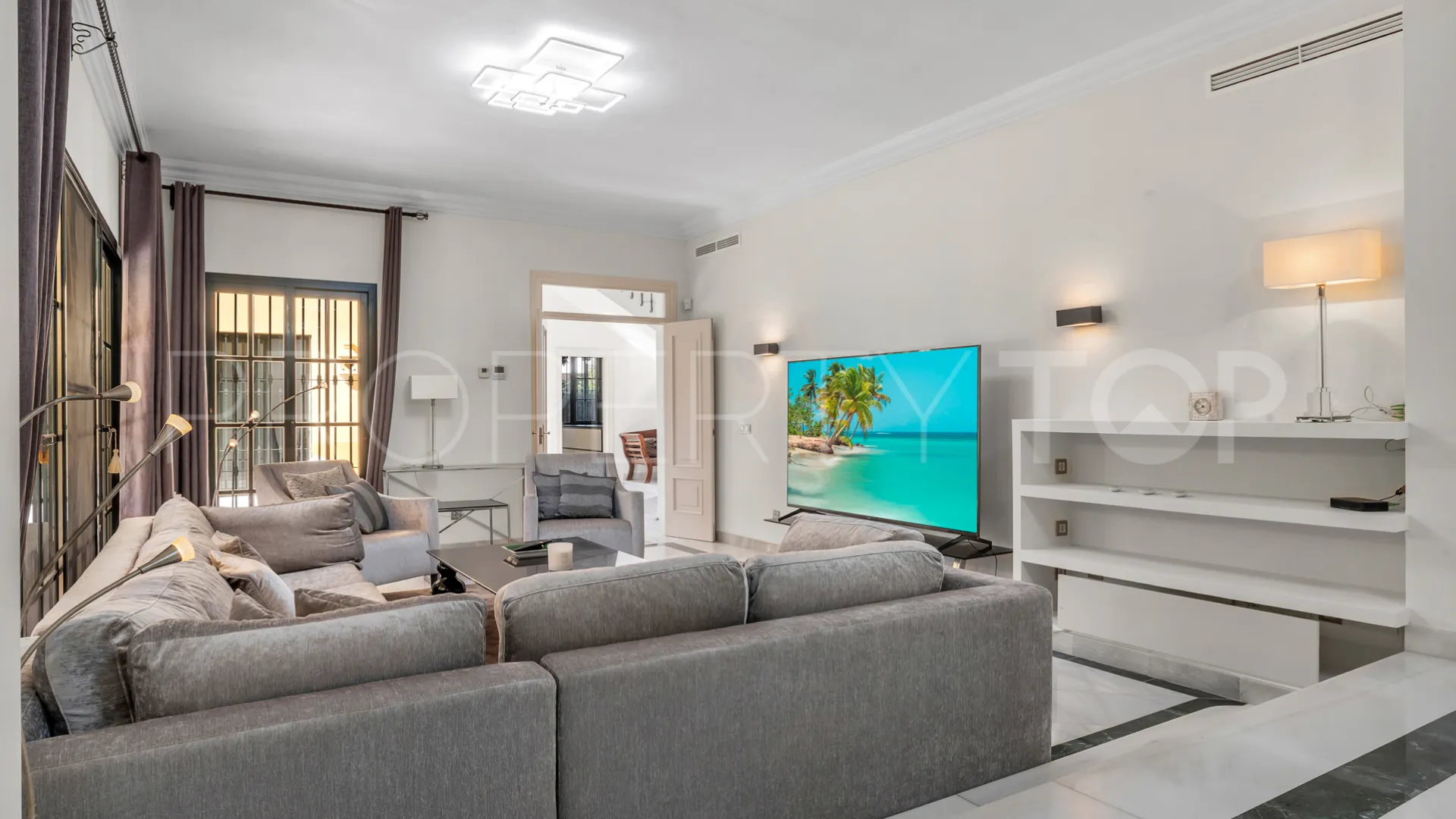 For sale Casasola villa