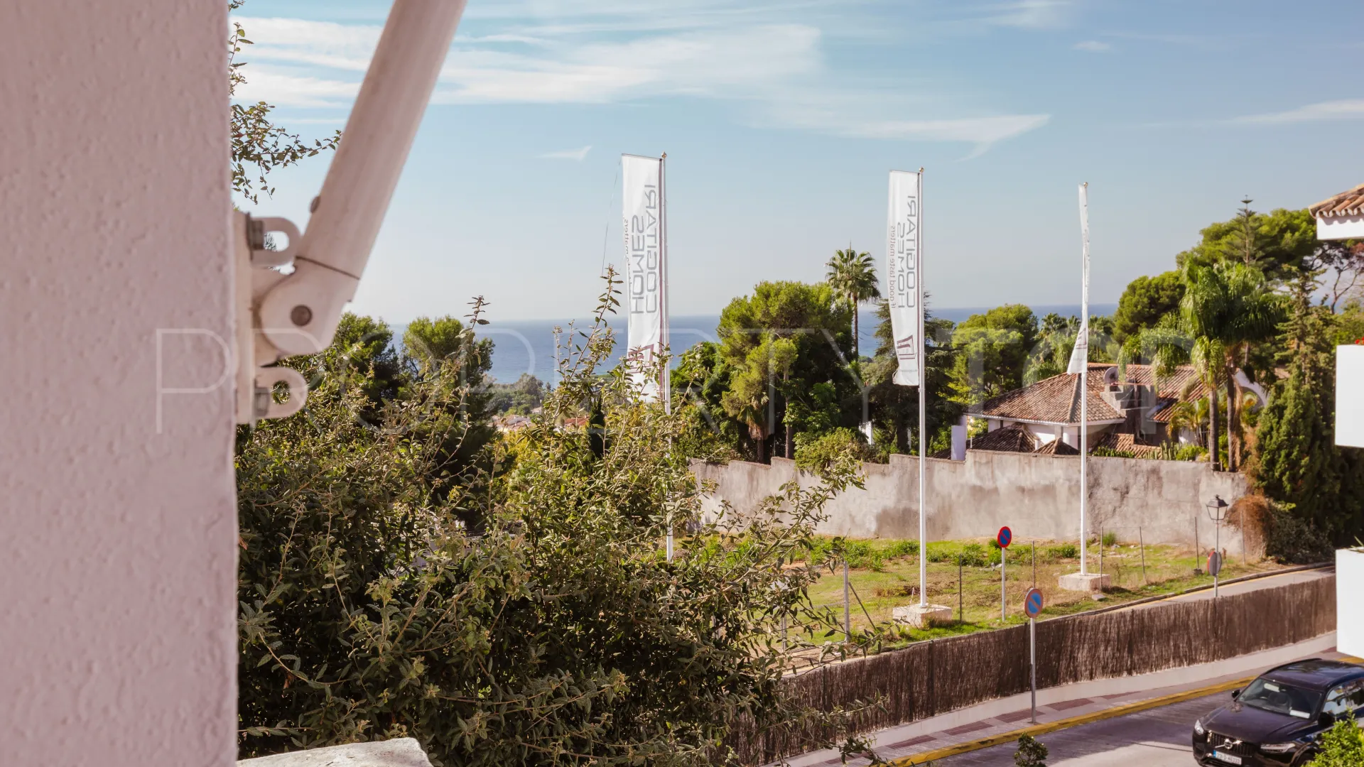 Comprar apartamento en Los Pinos de Nagüeles con 3 dormitorios