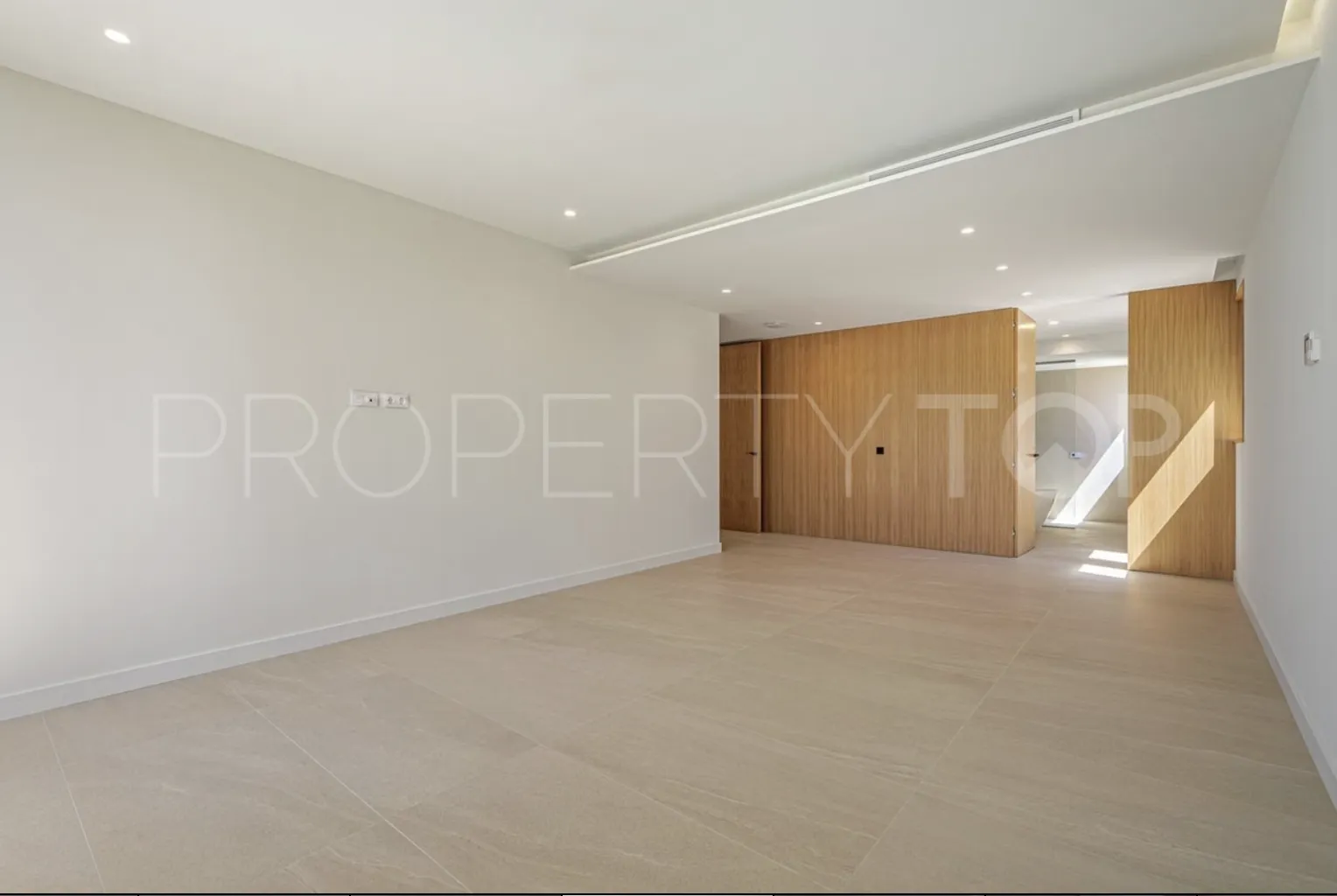 Villa for sale in Sotogrande with 4 bedrooms