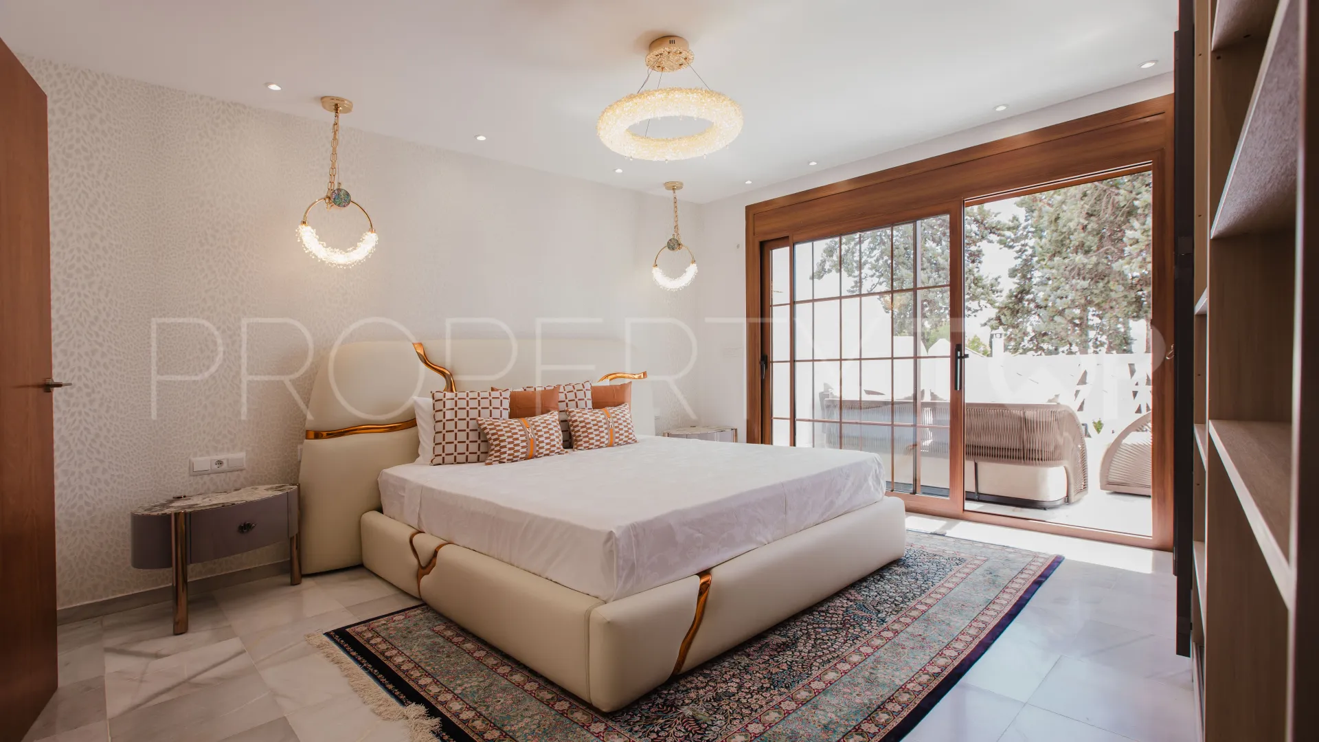 Town house for sale in Montepiedra