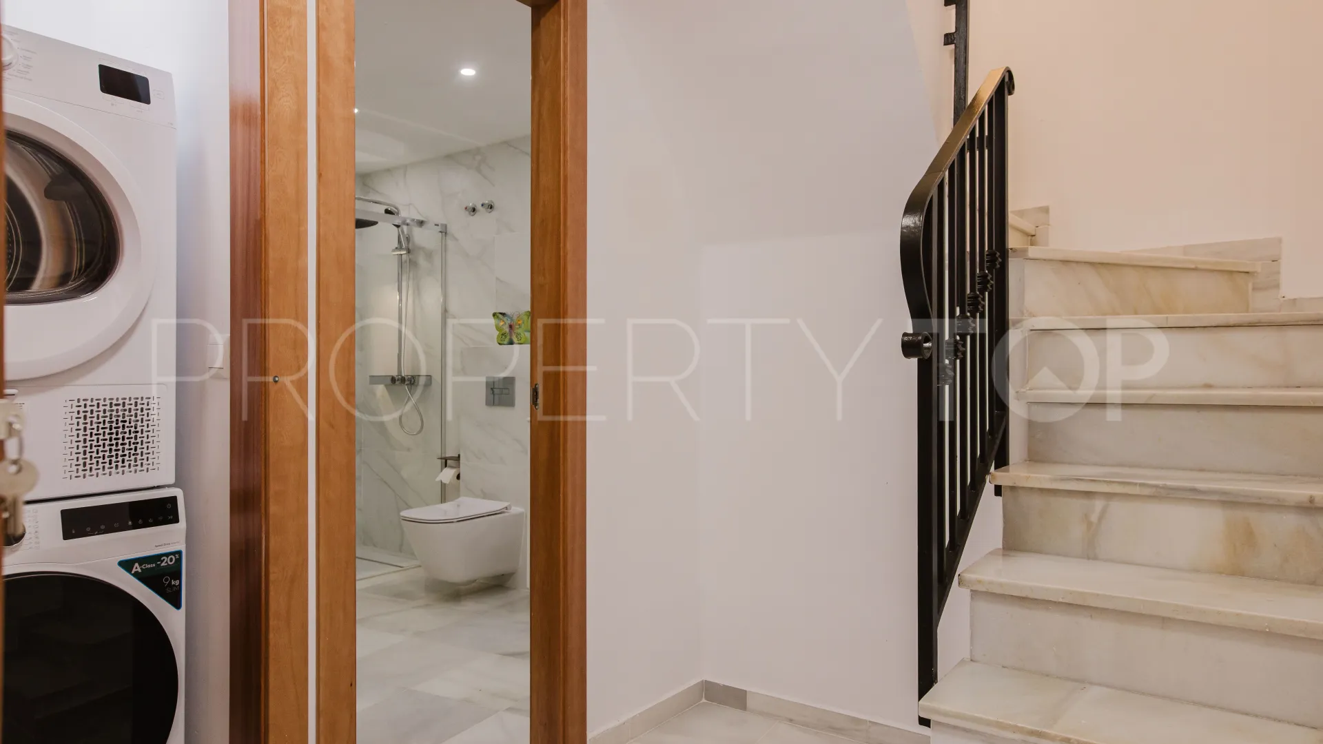 Town house for sale in Montepiedra