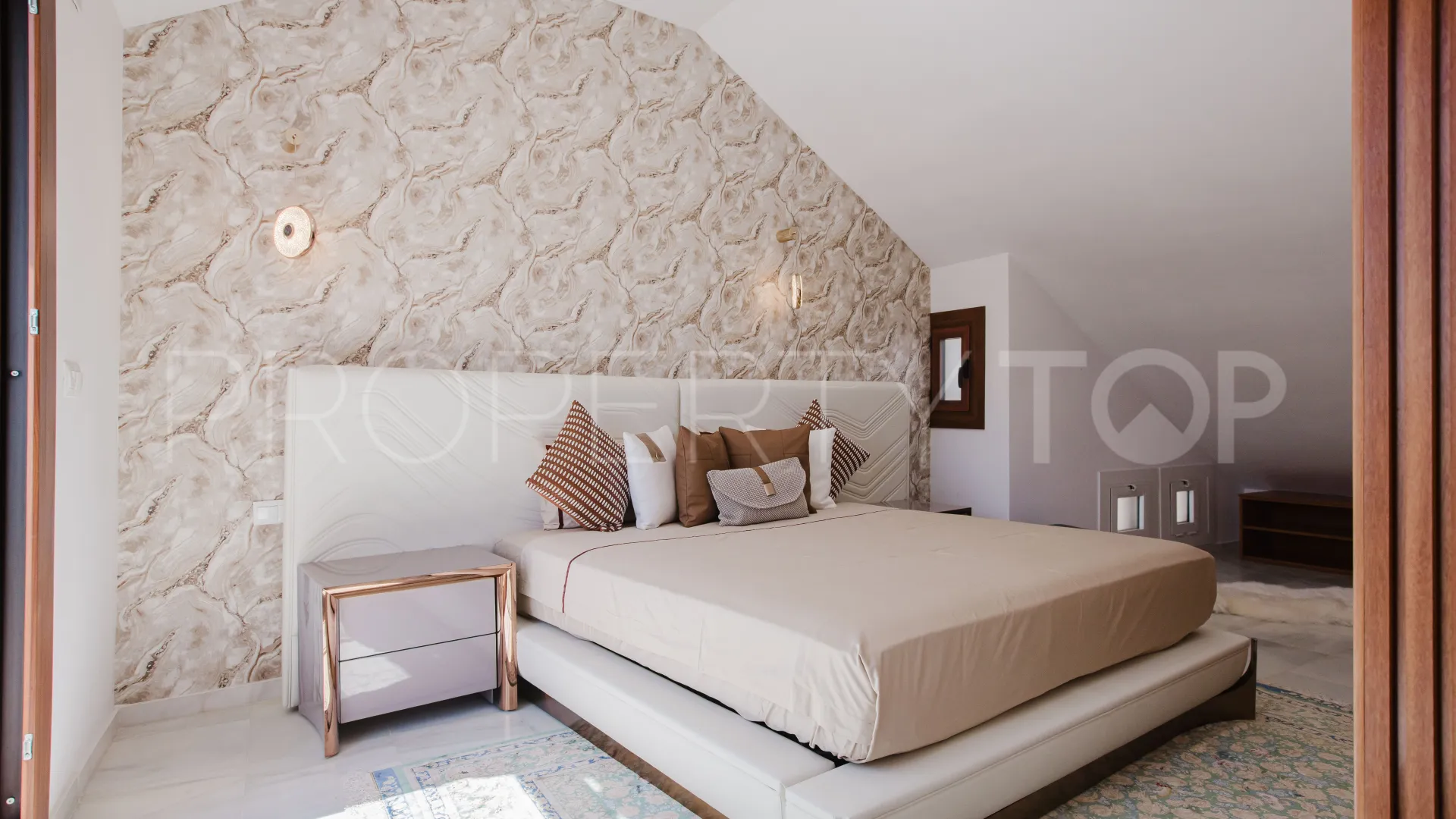 Town house for sale in Montepiedra