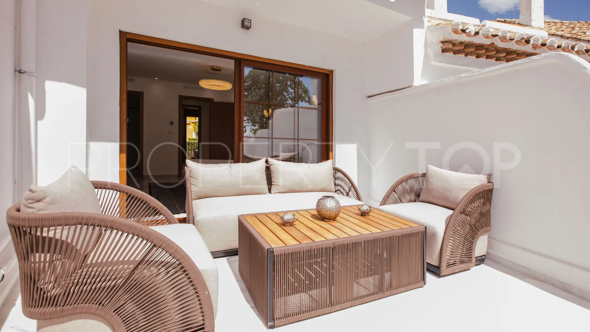 Town house for sale in Montepiedra