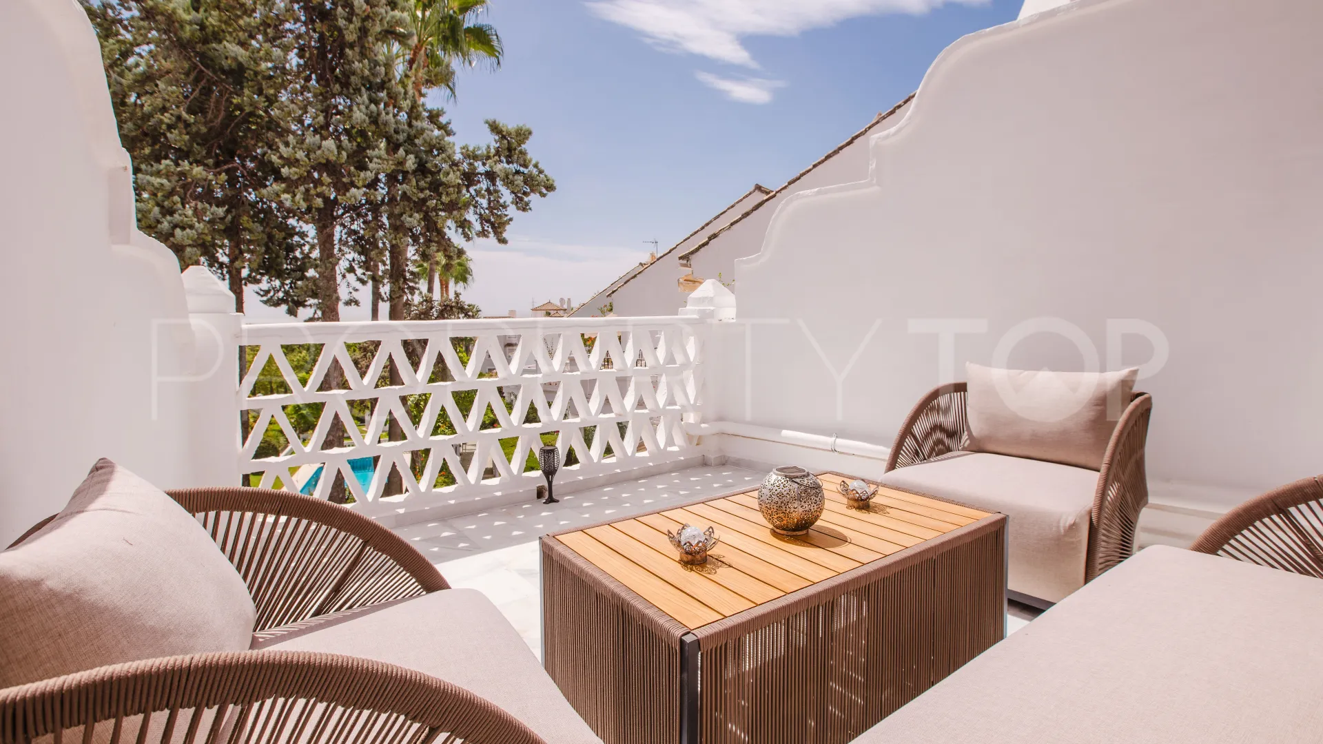 Town house for sale in Montepiedra
