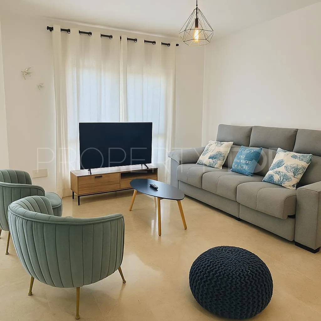 Se vende adosado en Estepona Este con 3 dormitorios