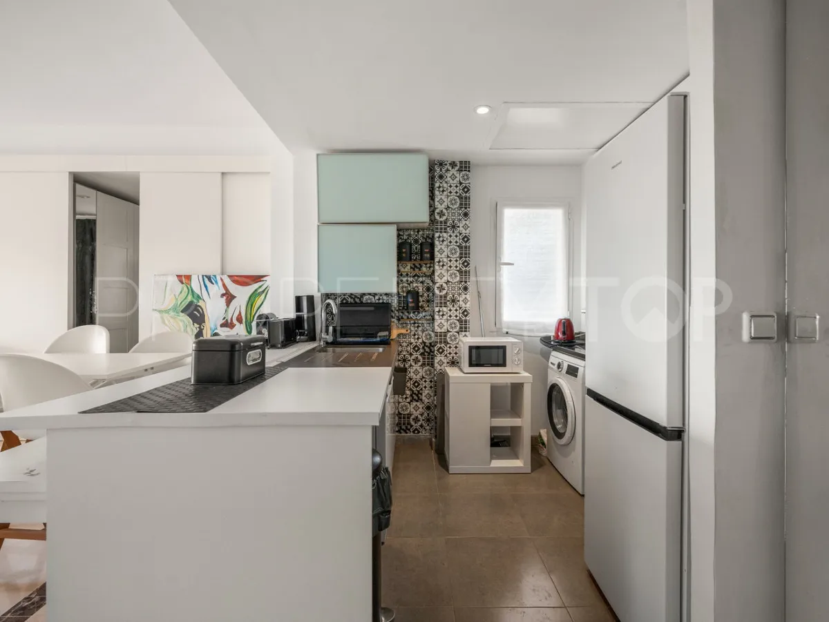 Ático de 2 dormitorios en venta en Benahavis