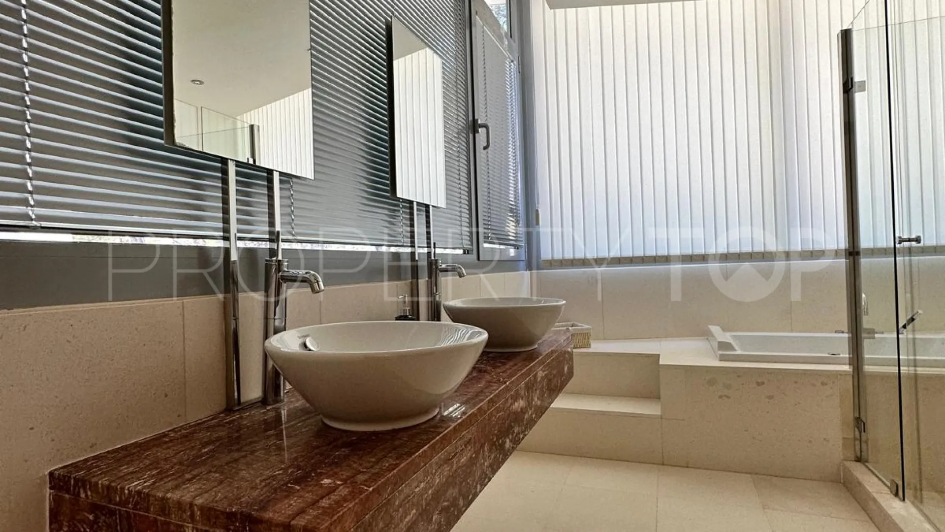 For sale Marbella Golden Mile town house with 5 bedrooms