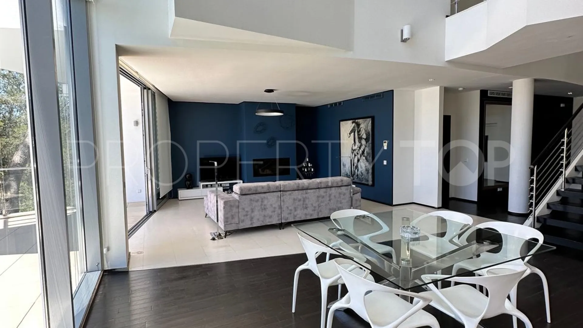 For sale Marbella Golden Mile town house with 5 bedrooms