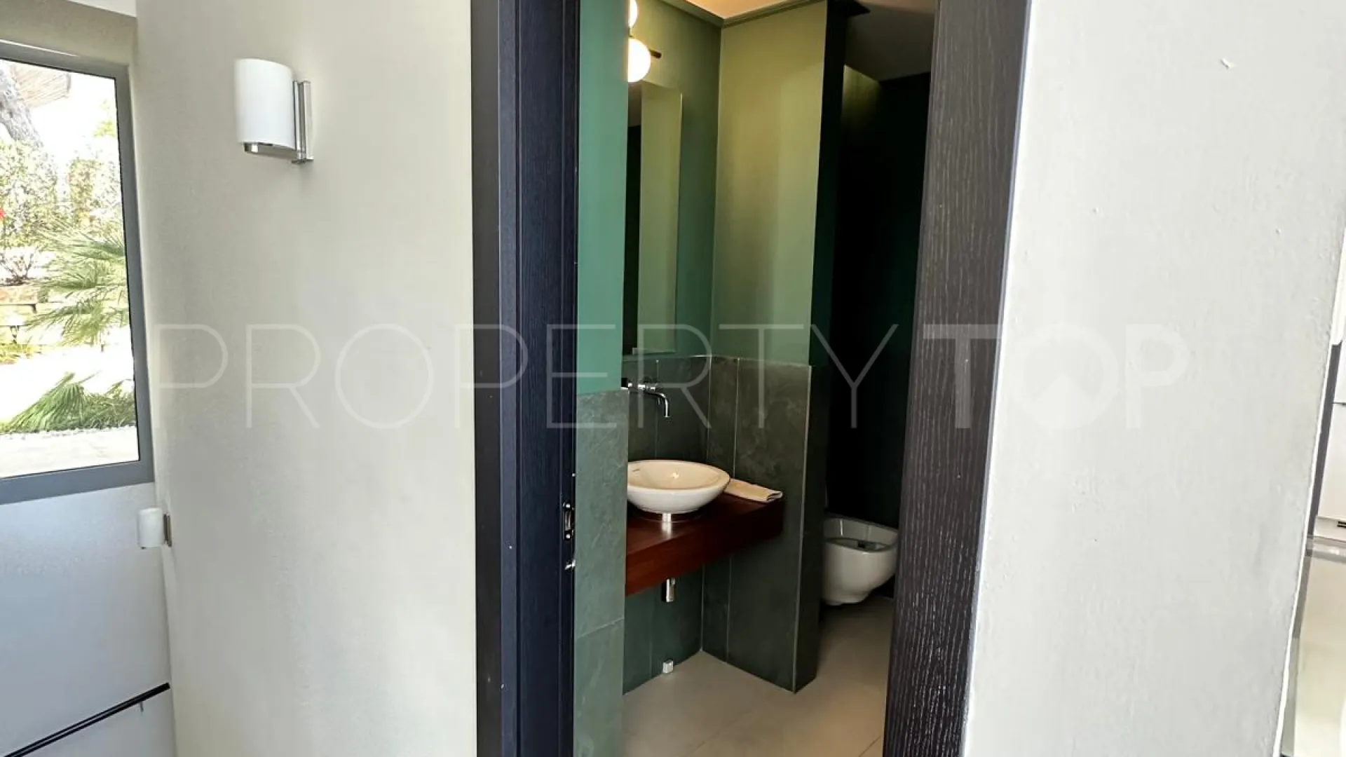 For sale Marbella Golden Mile town house with 5 bedrooms
