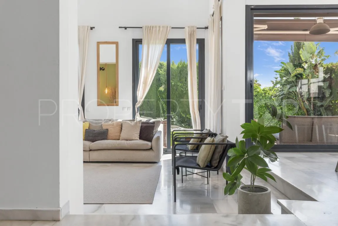Se vende chalet en Nueva Andalucia