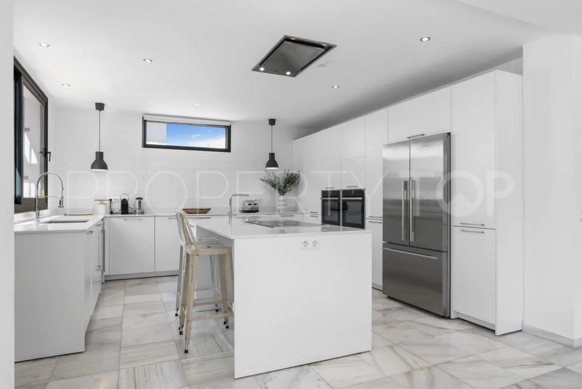 Se vende chalet en Nueva Andalucia