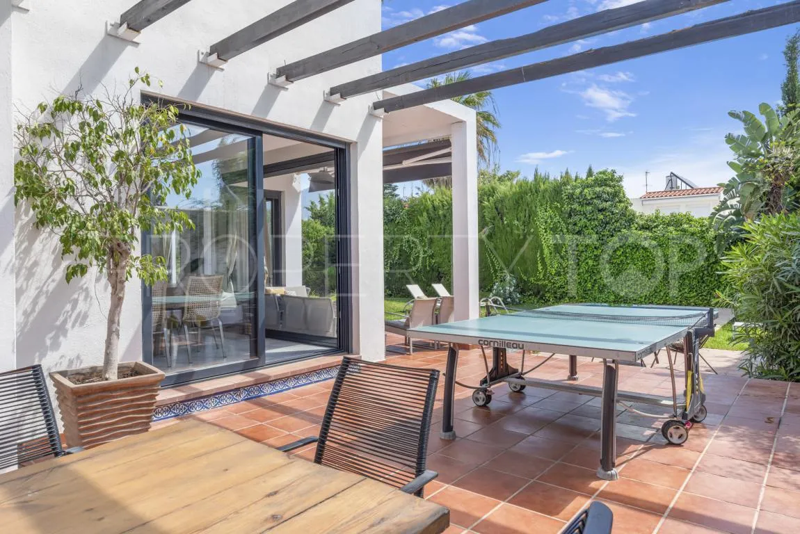 Se vende chalet en Nueva Andalucia