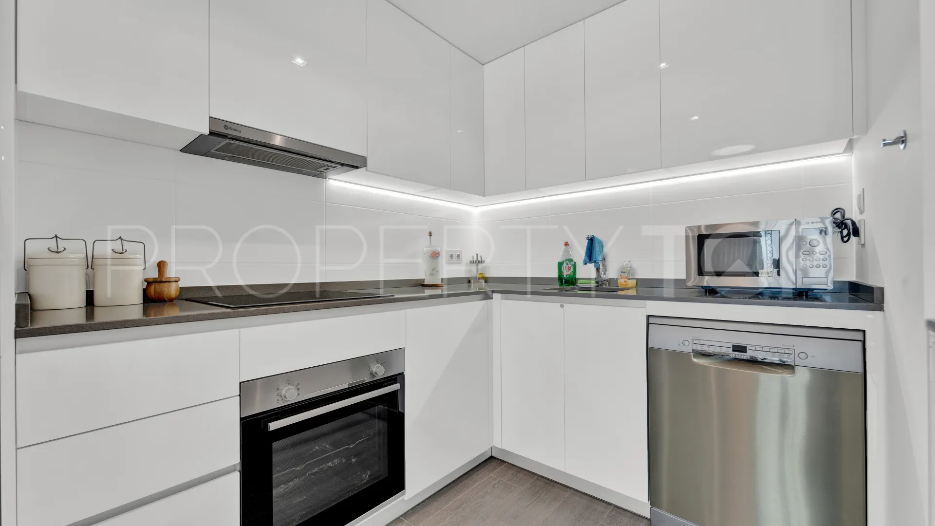 Apartamento planta baja en venta en Benalmadena Pueblo