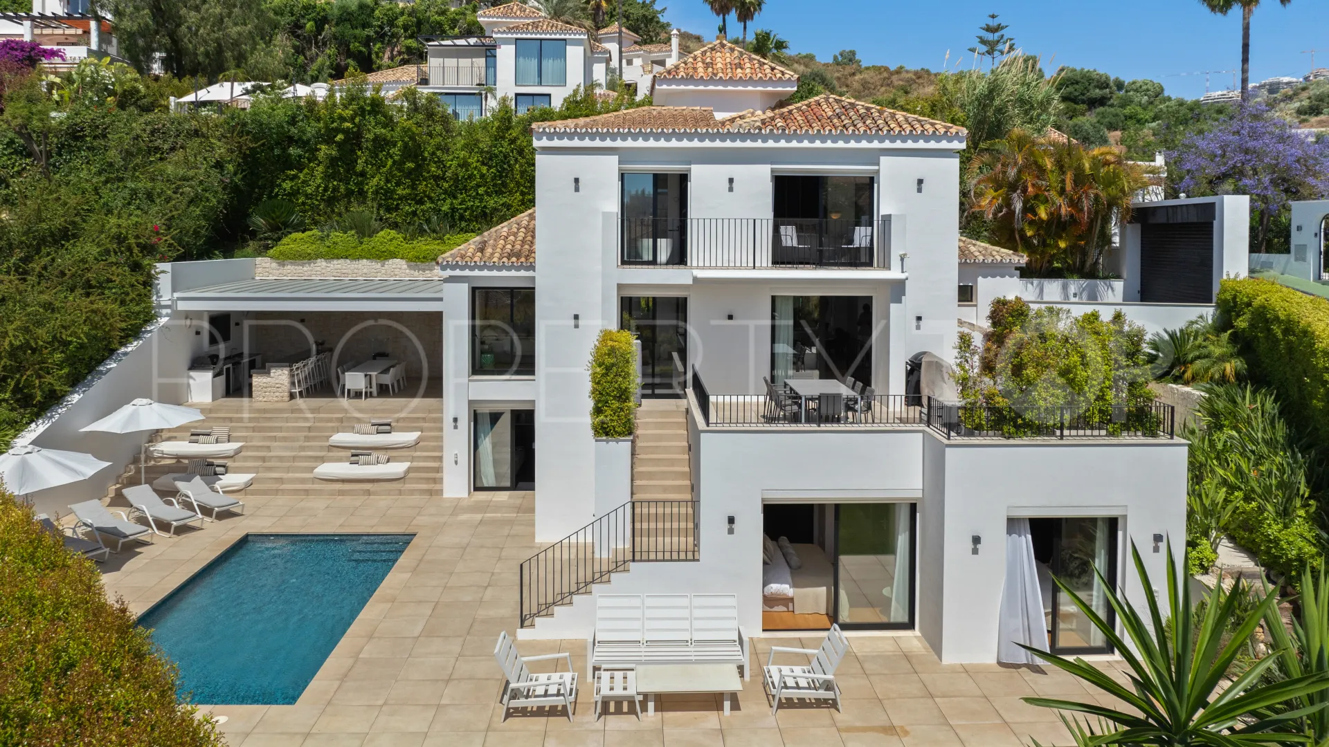 Villa for sale in Los Naranjos Hill Club