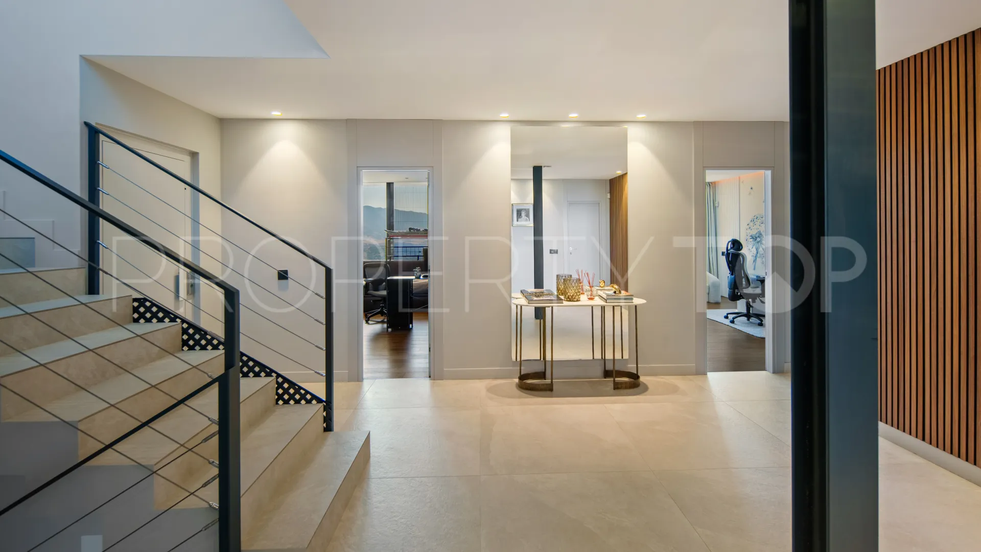 Villa for sale in Marbella East with 6 bedrooms