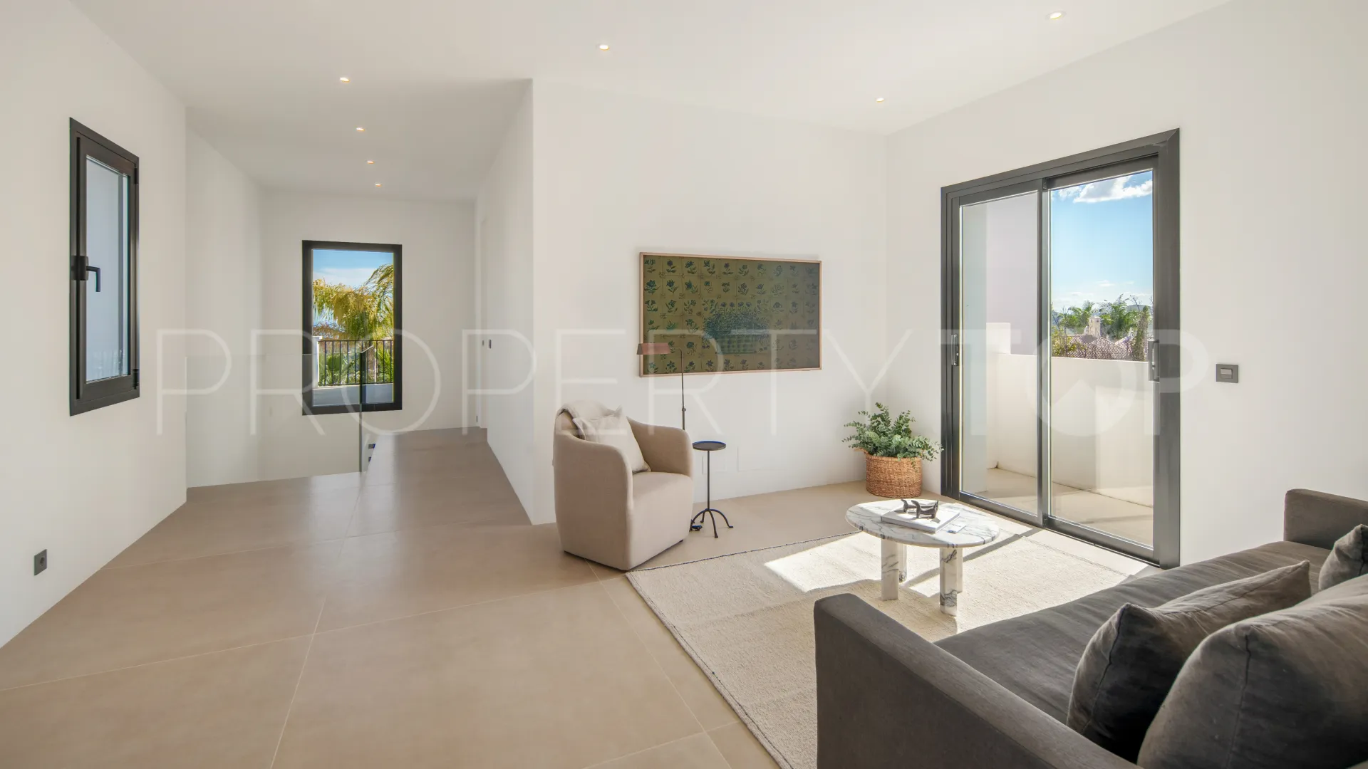 5 bedrooms villa for sale in Puerto del Almendro