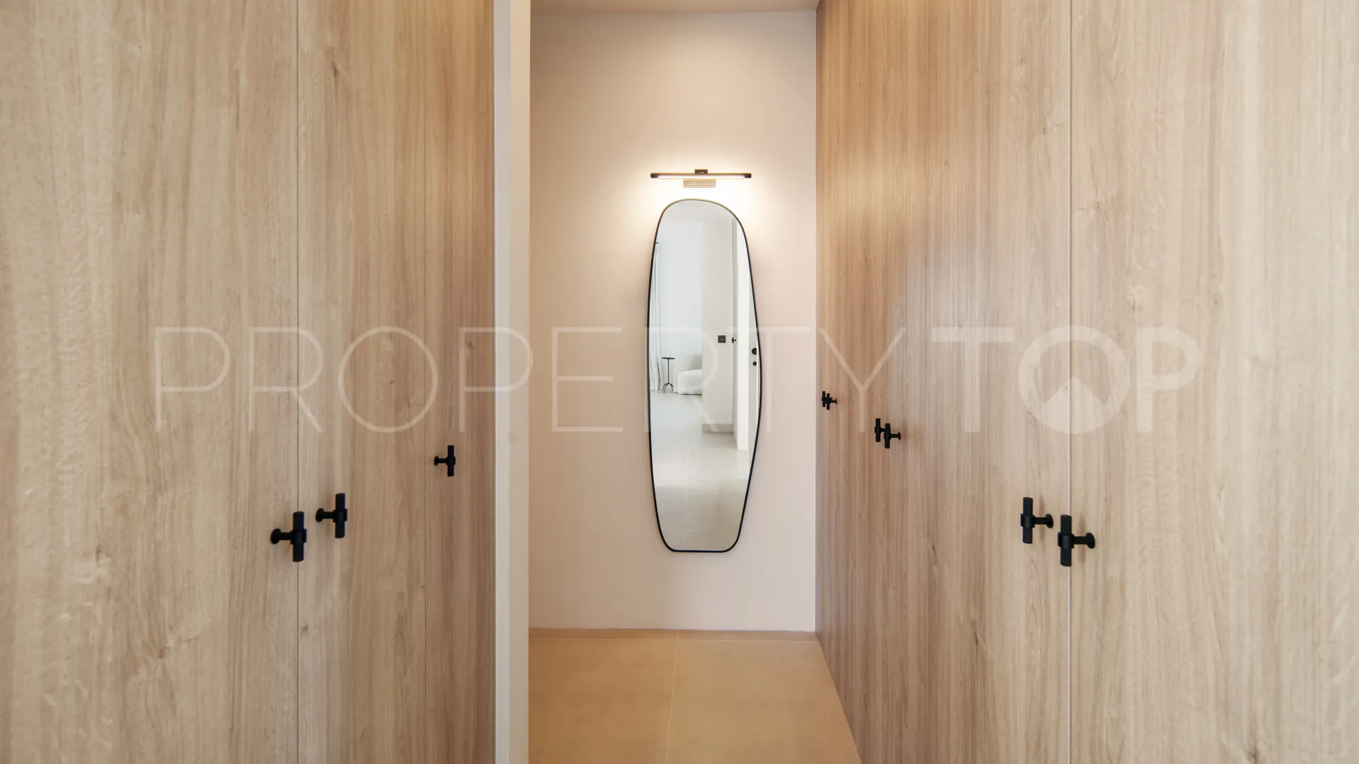 5 bedrooms villa for sale in Puerto del Almendro