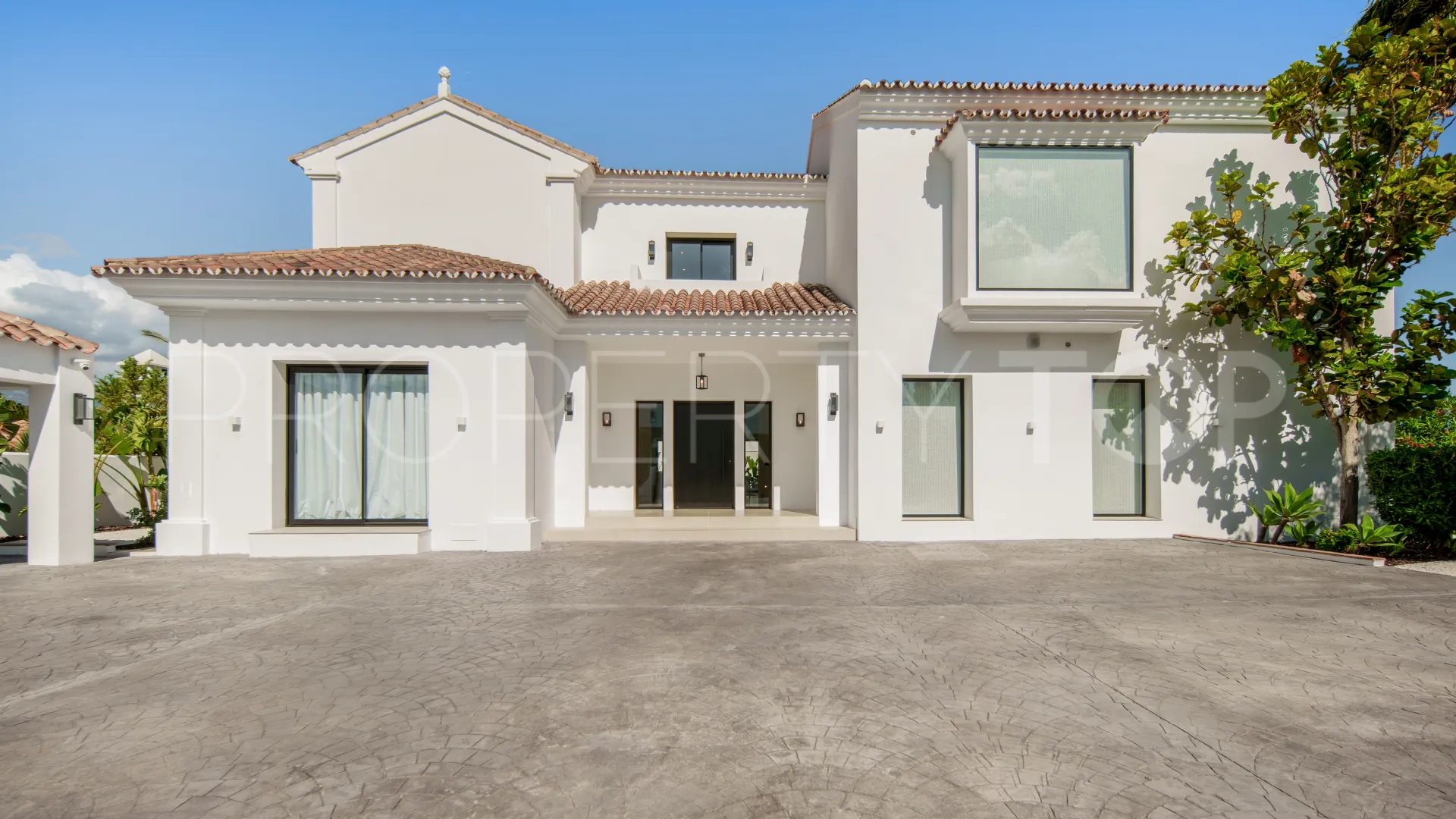 5 bedrooms villa for sale in Puerto del Almendro