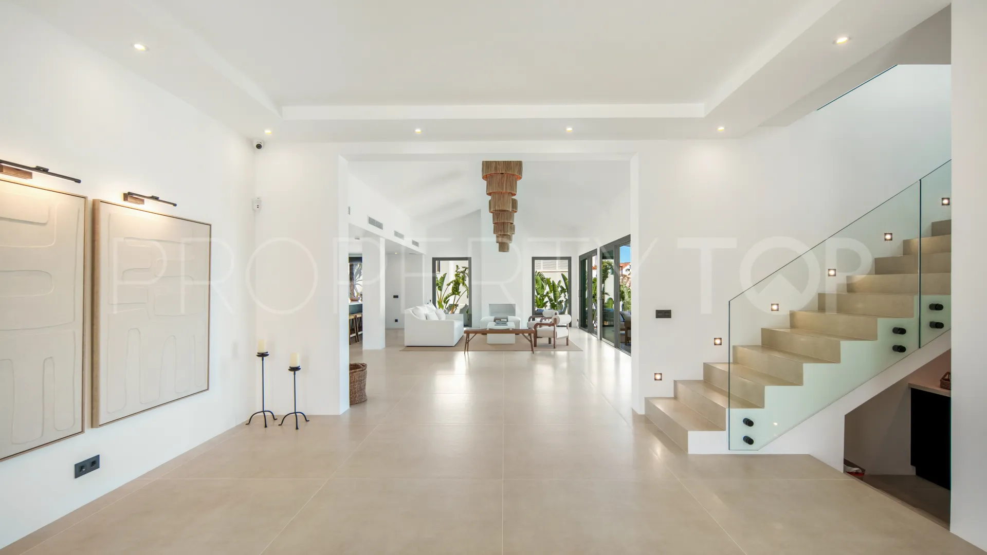 5 bedrooms villa for sale in Puerto del Almendro