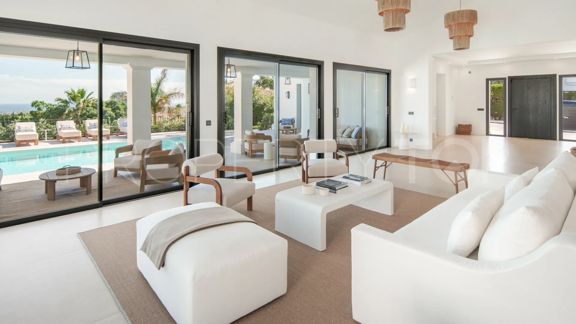 5 bedrooms villa for sale in Puerto del Almendro