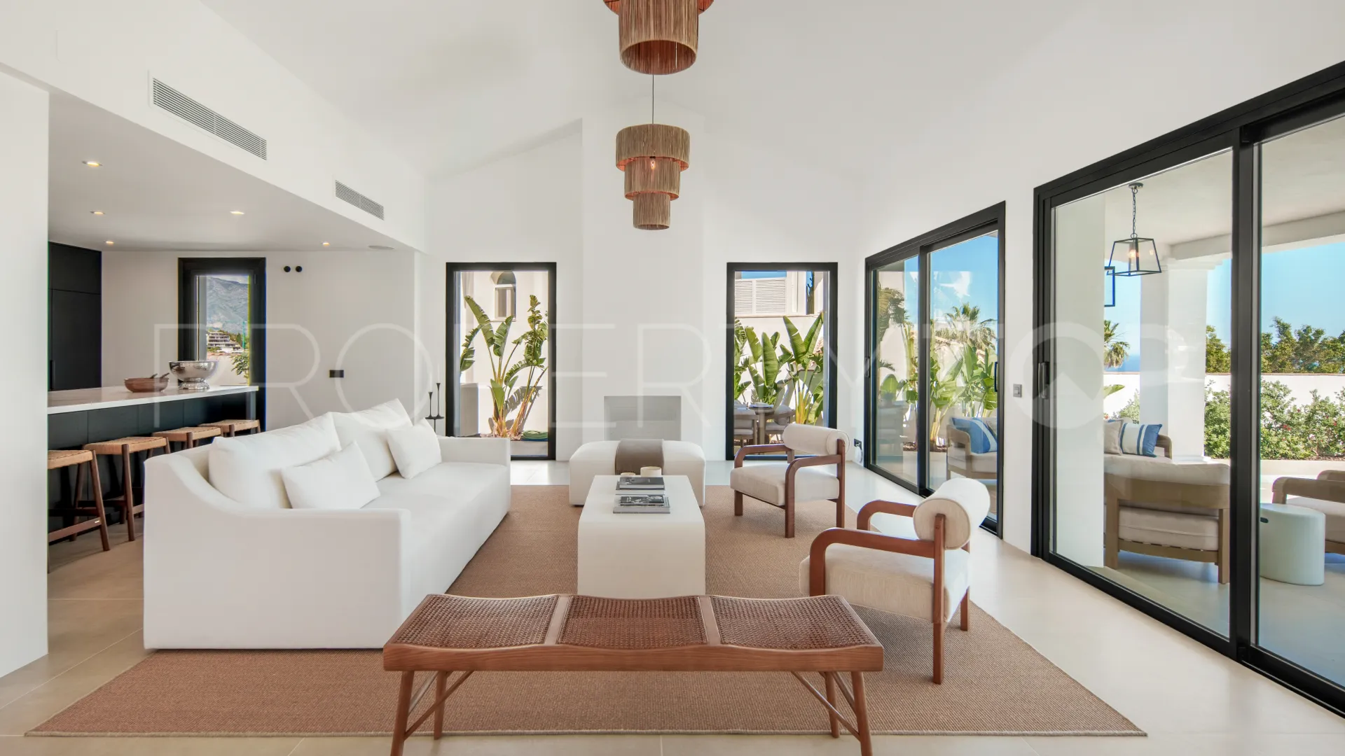 5 bedrooms villa for sale in Puerto del Almendro