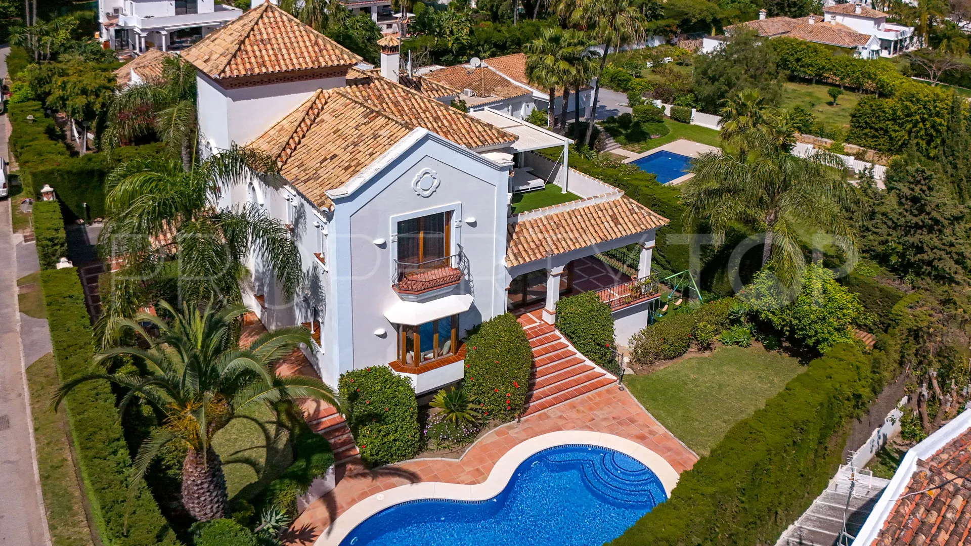 Villa con 4 dormitorios a la venta en Monte Biarritz