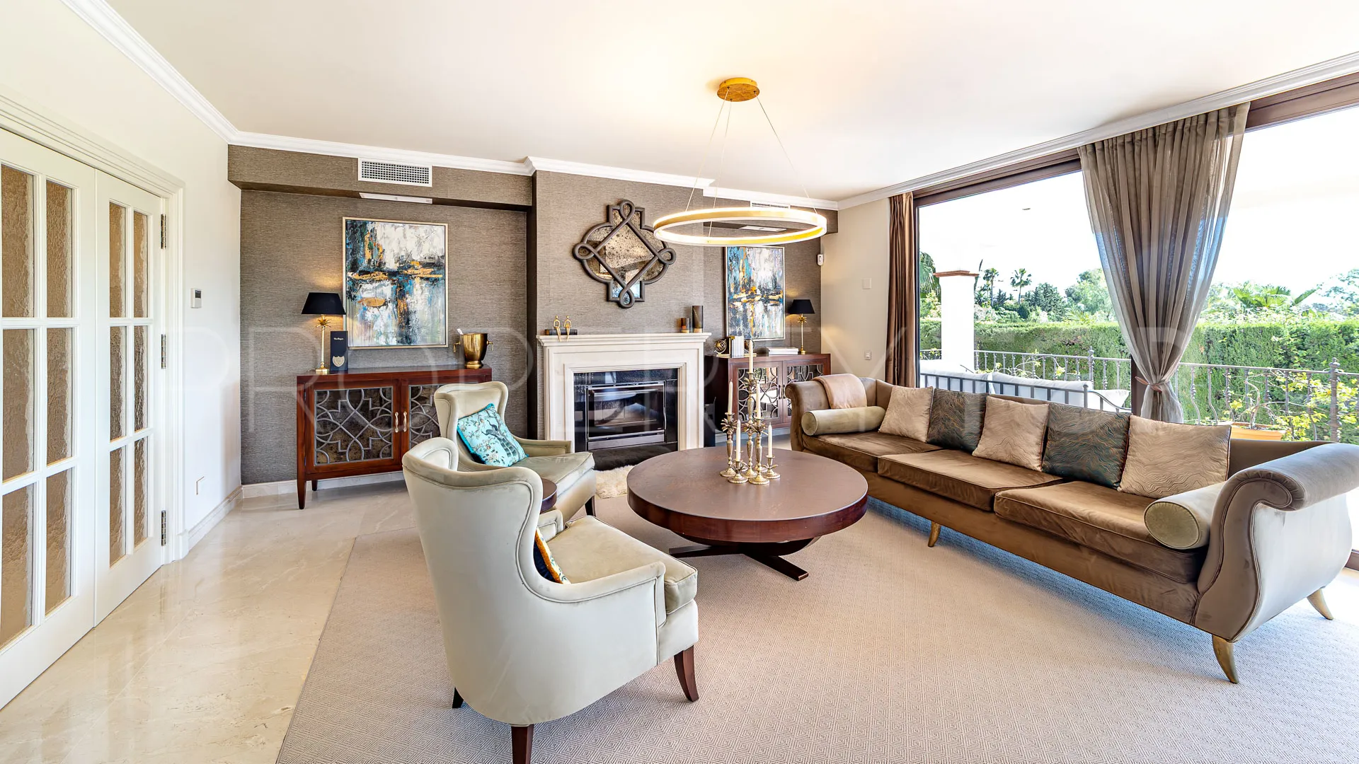 Villa con 4 dormitorios a la venta en Monte Biarritz