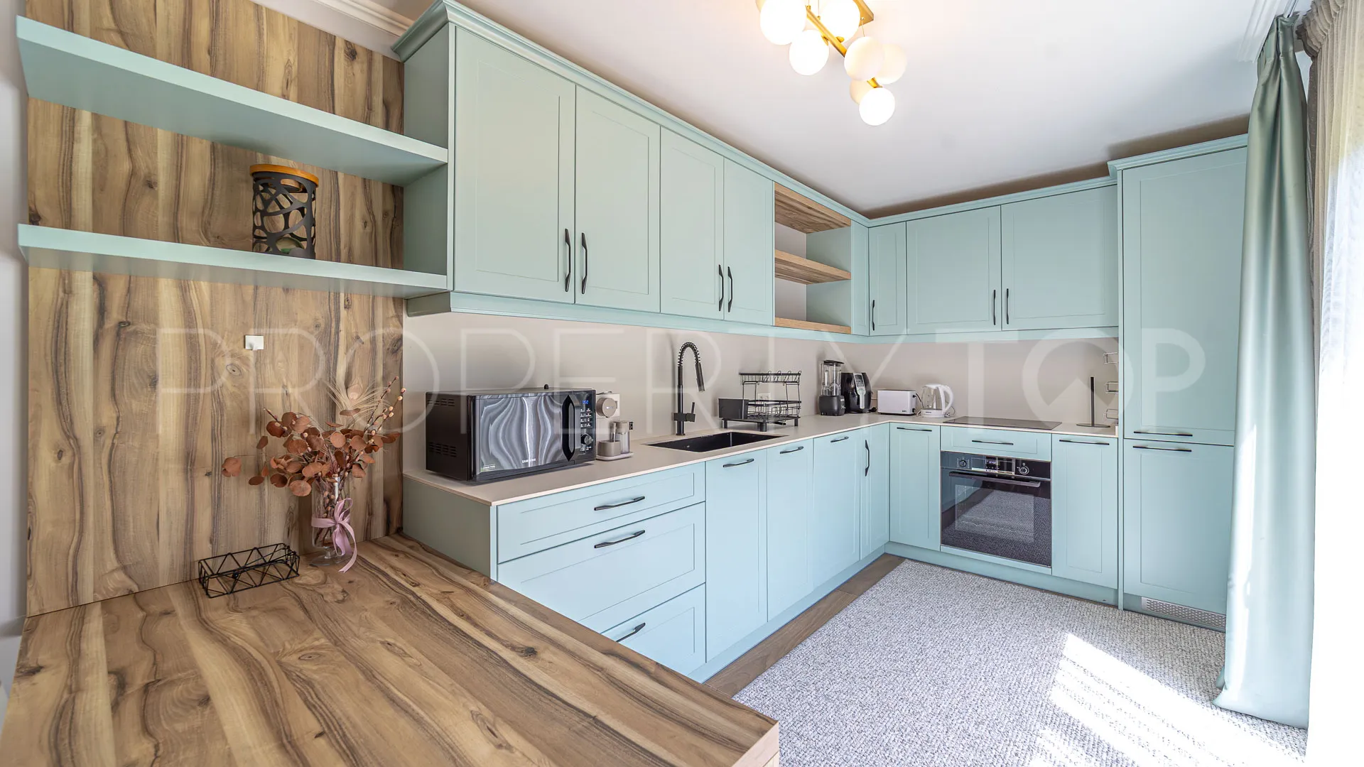 Villa con 4 dormitorios a la venta en Monte Biarritz