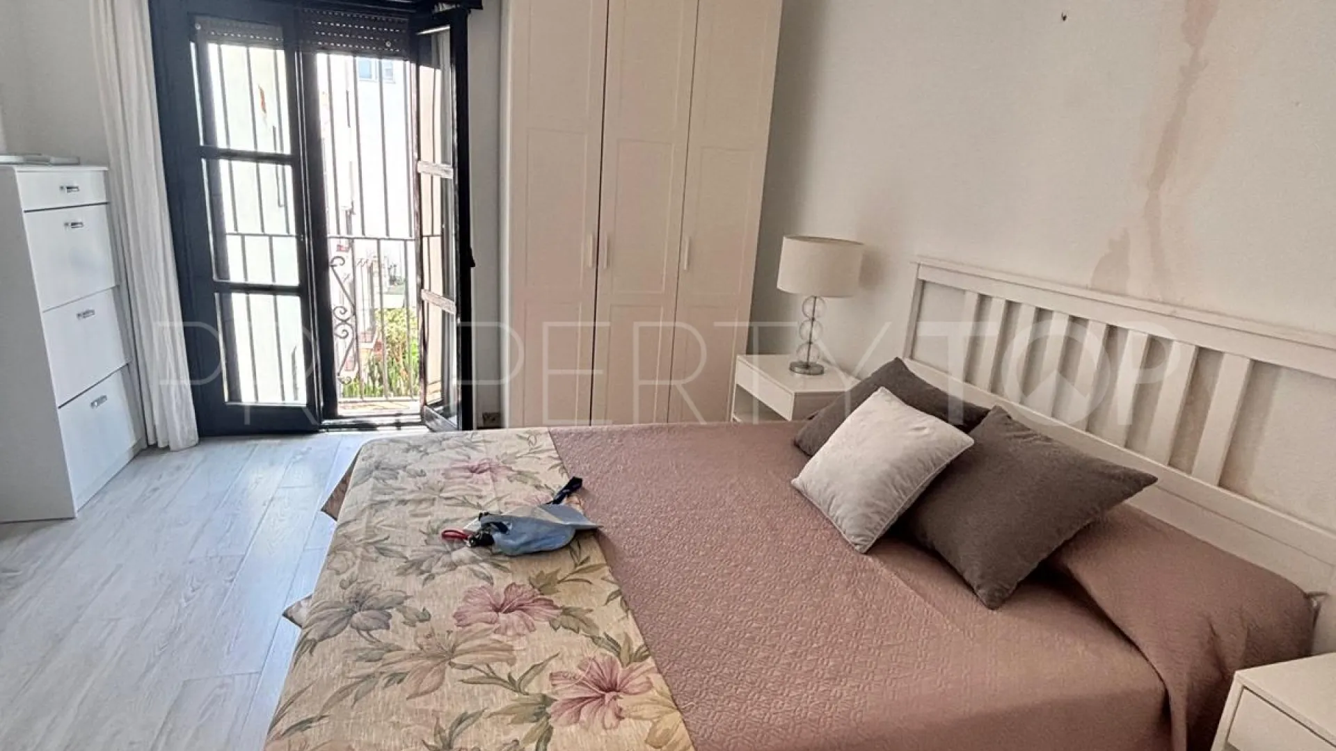 For sale apartment with 1 bedroom in Marbella - Puerto Banus