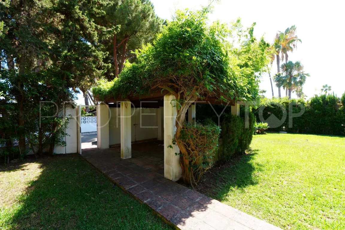 4 bedrooms Artola villa for sale