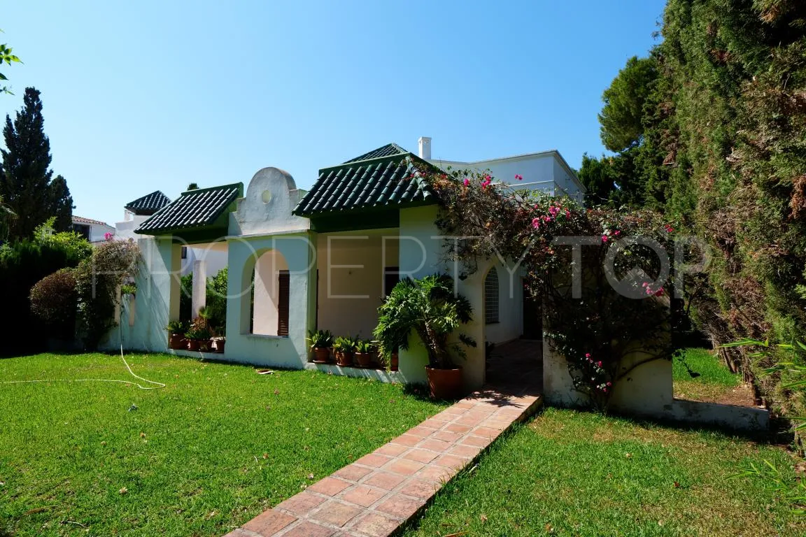 4 bedrooms Artola villa for sale