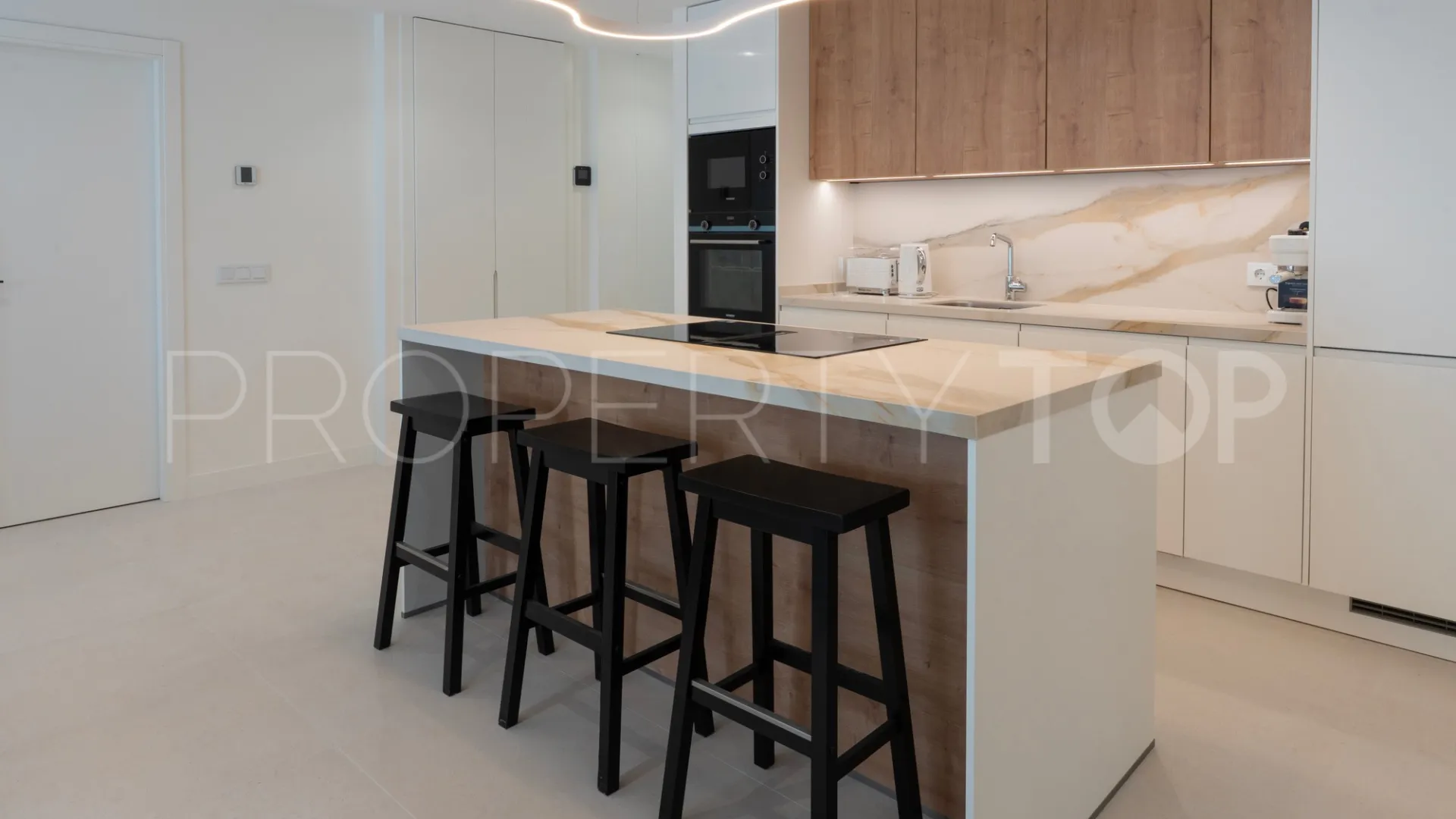 3 bedrooms apartment in San Pedro de Alcantara for sale